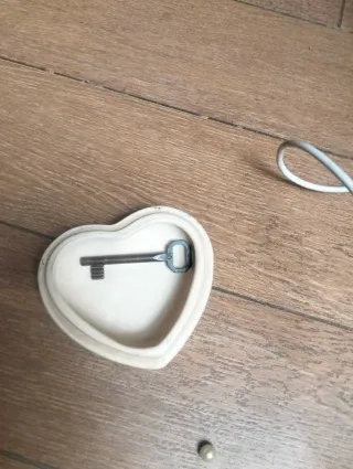 Cuore portagioie Thun ceramica