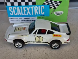 SCALEXTRIC PORSCHE 911 CARRERA RS