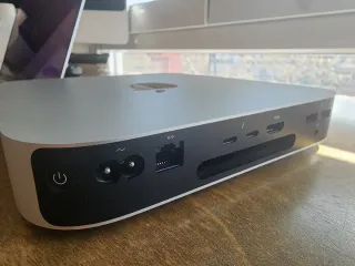 Mac Mini M1 Plata/Blanco Sin Uso