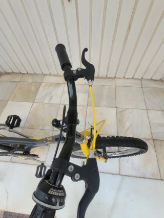 Bici infantil 20 B'Twin con marchas y ruedines