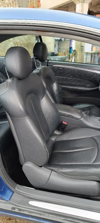 Mercedes-Benz  CLK 2005