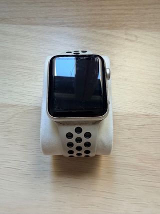 Apple Watch Series 3 Nike Gris/Blanco