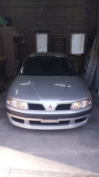 Mitsubishi Carisma 2001