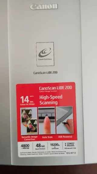 Escáner Canon CanoScan LiDE 200