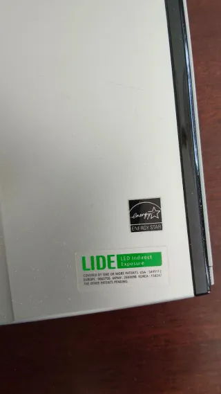 Escáner Canon CanoScan LiDE 200