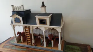 Granja de animales.  Juguete antiguo.