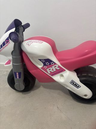 Moto correpasillos infantil