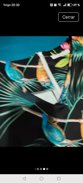 Mono corto estampado tropical con pájaros