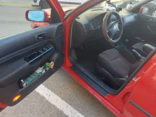 Volkswagen Golf 2003