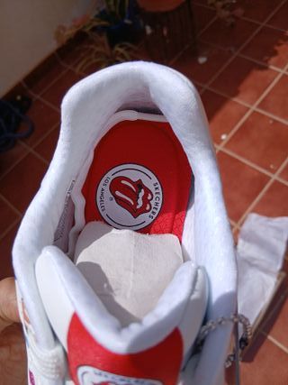Skechers Rolling Stones Talla 37 y 38 Nuevas