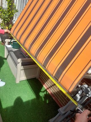 Toldo Rayas Naranja/Marrón - Casi Nuevo