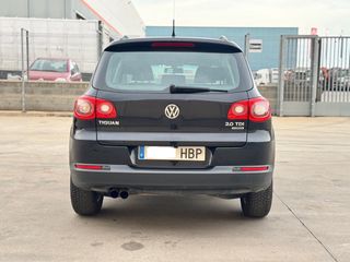 Volkswagen Tiguan 2011