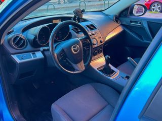 Mazda 3   1.6diesel