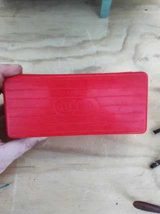 Máquina de Coser Alfa con Motor y Pedal