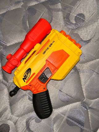 Lote Nerf: 3 Pistolas y 1 Rifle