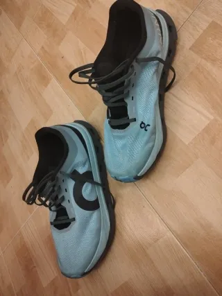 Zapatillas On Running Cloud Talla 42