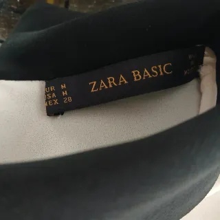 Camisa Zara blanca y negra