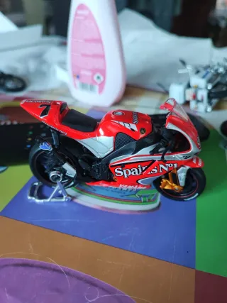 Modello Moto Rossa Spagna N°1