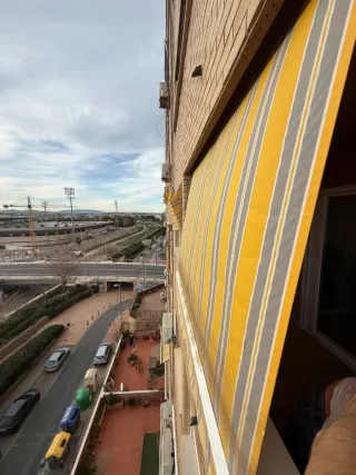 Toldo de tela a rayas