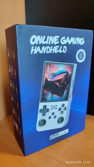 Consola Retro con Juegos