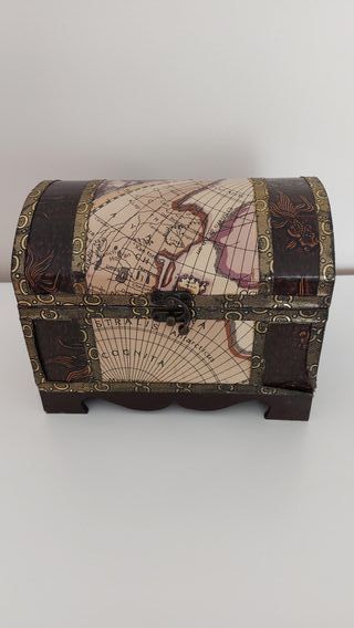 Cofre rústico mapa del mundo
