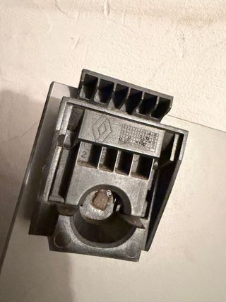 Mesa Renault Magnum Cabina oficina