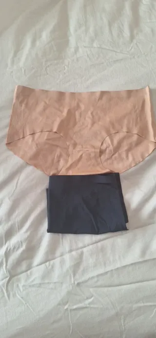 Braguitas sin costuras beige y negras