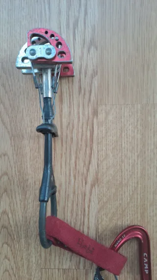 Set 6 Camalots Black Diamond