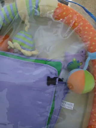 Manta de juegos infantil con arcos