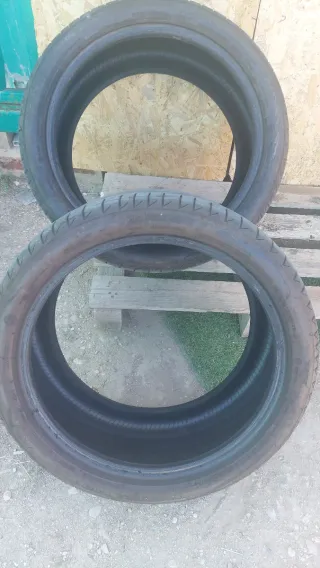 Neumáticos de coche