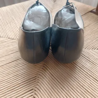 Zapatos planos mujer negros y beige