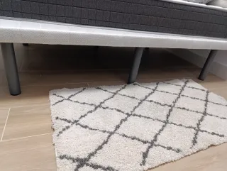 Base tapizada 105x190 IMPECABLE 6 patas