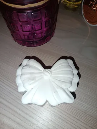 Contenitore polvere ceramica fiocco