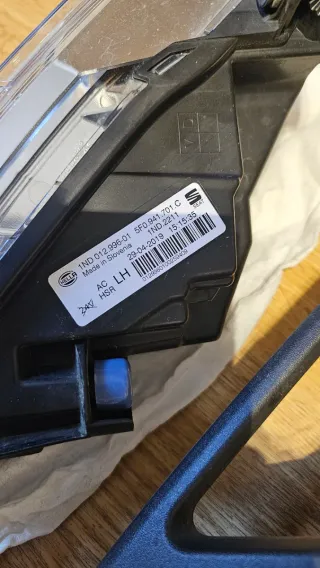 Faros Antinieblas  y rejillas Seat Leon MK3