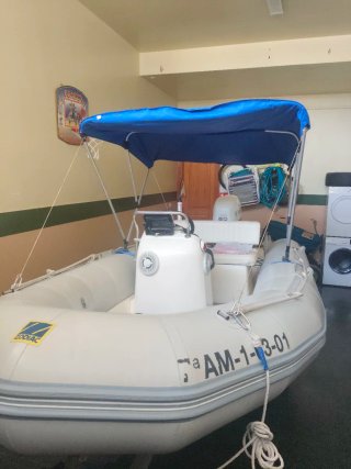 Zodiac Semirrígida con Motor Yamaha 4t