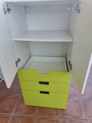 Armario infantil Ikea blanco y verde