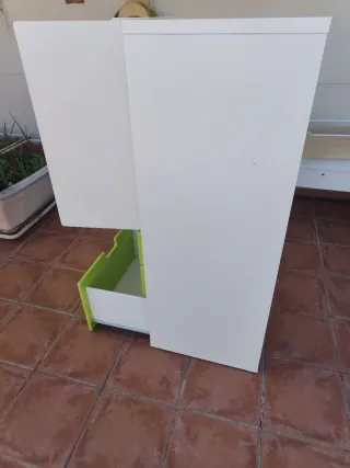 Armario infantil Ikea blanco y verde
