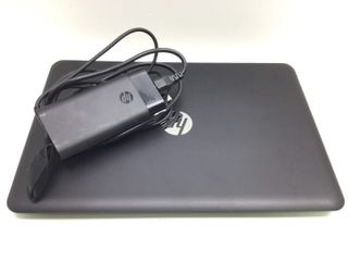 E1191681-0 Pc Portatil Hp 15Bc415Ns