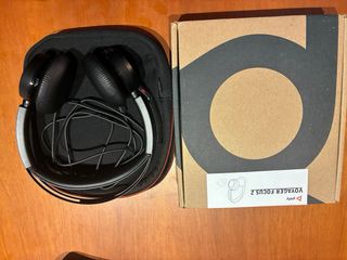 Auriculares Poly Voyager Focus 2