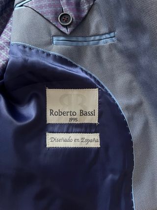 Traje Roberto Bassi