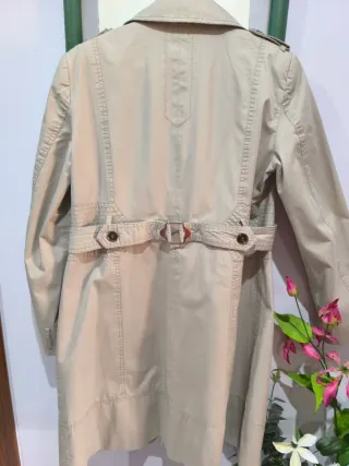 Trench Mango Beige claro