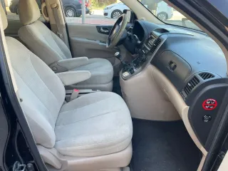 KIA Carnival 2010