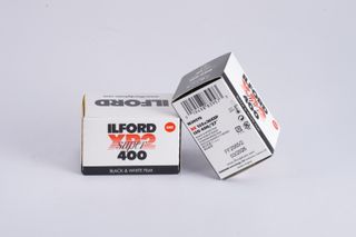 Ilford XP2 400 Película 135mm 36 Exp 03/2026