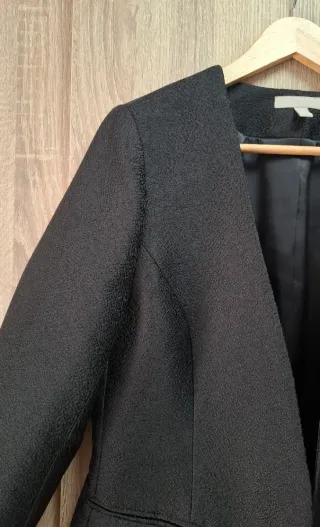 Blazer H&M negro brocado sin solapas Talla L