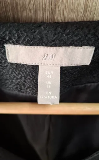 Blazer H&M negro brocado sin solapas Talla L