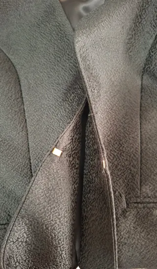 Blazer H&M negro brocado sin solapas Talla L