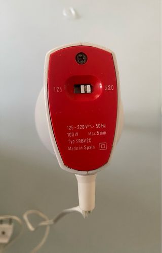 Batidora de mano Vintage Taurus Roja