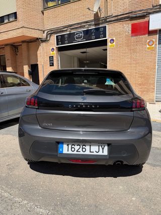 Peugeot 208 2020