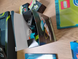Lego. Misión galáctica: Libro con minifiguras y...