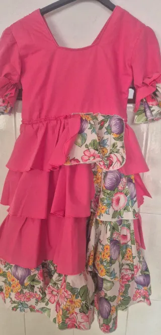 Precioso Vestido gitana niña rosa volantes flores